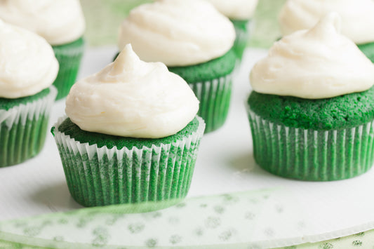 St. Patrick’s Day Treats: Green Cupcakes, Cake Pops & Waffles with Babycakes