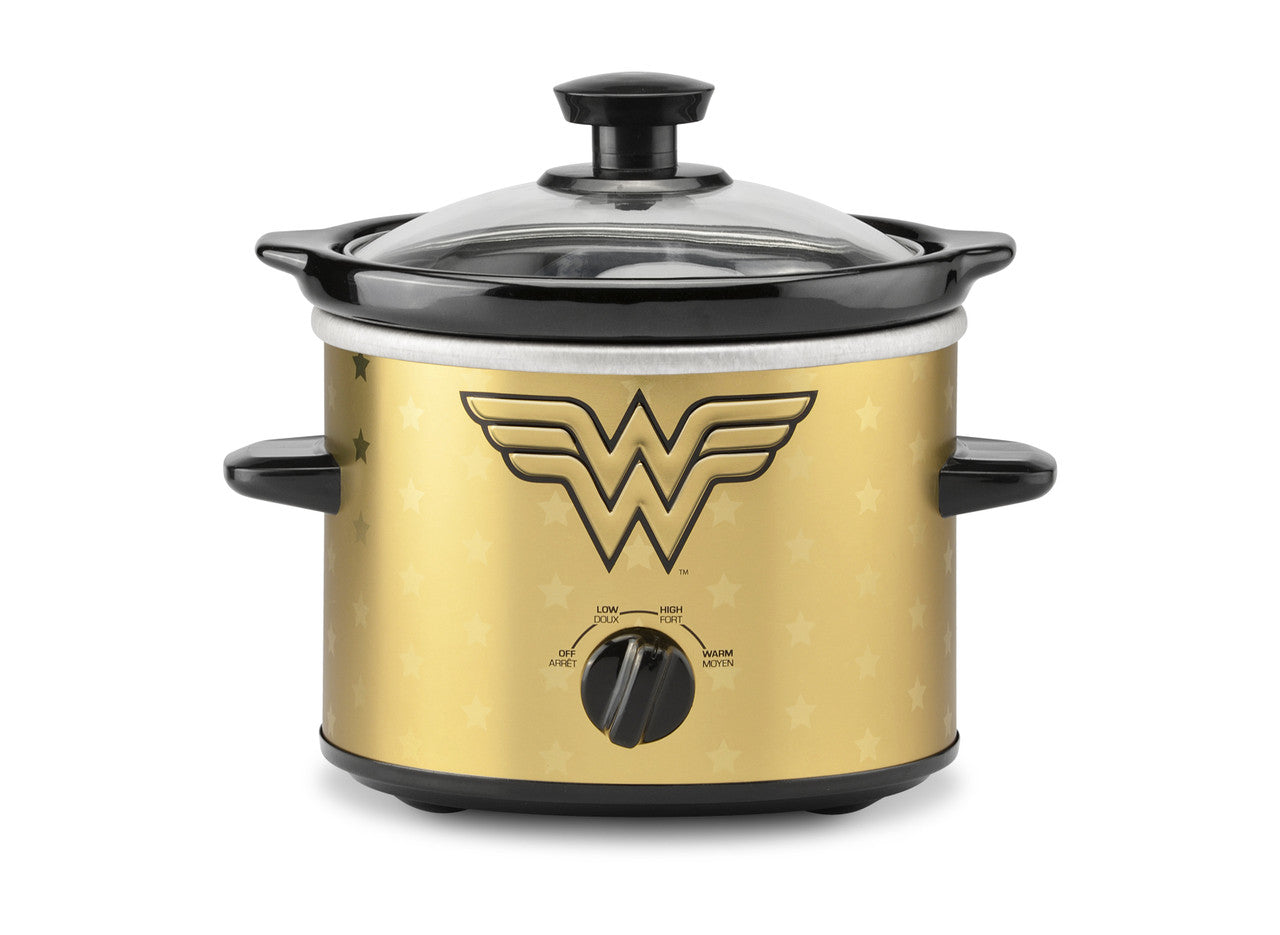 Wonder Woman 2 Quart Slow Cooker DCW-200CN Select Brands